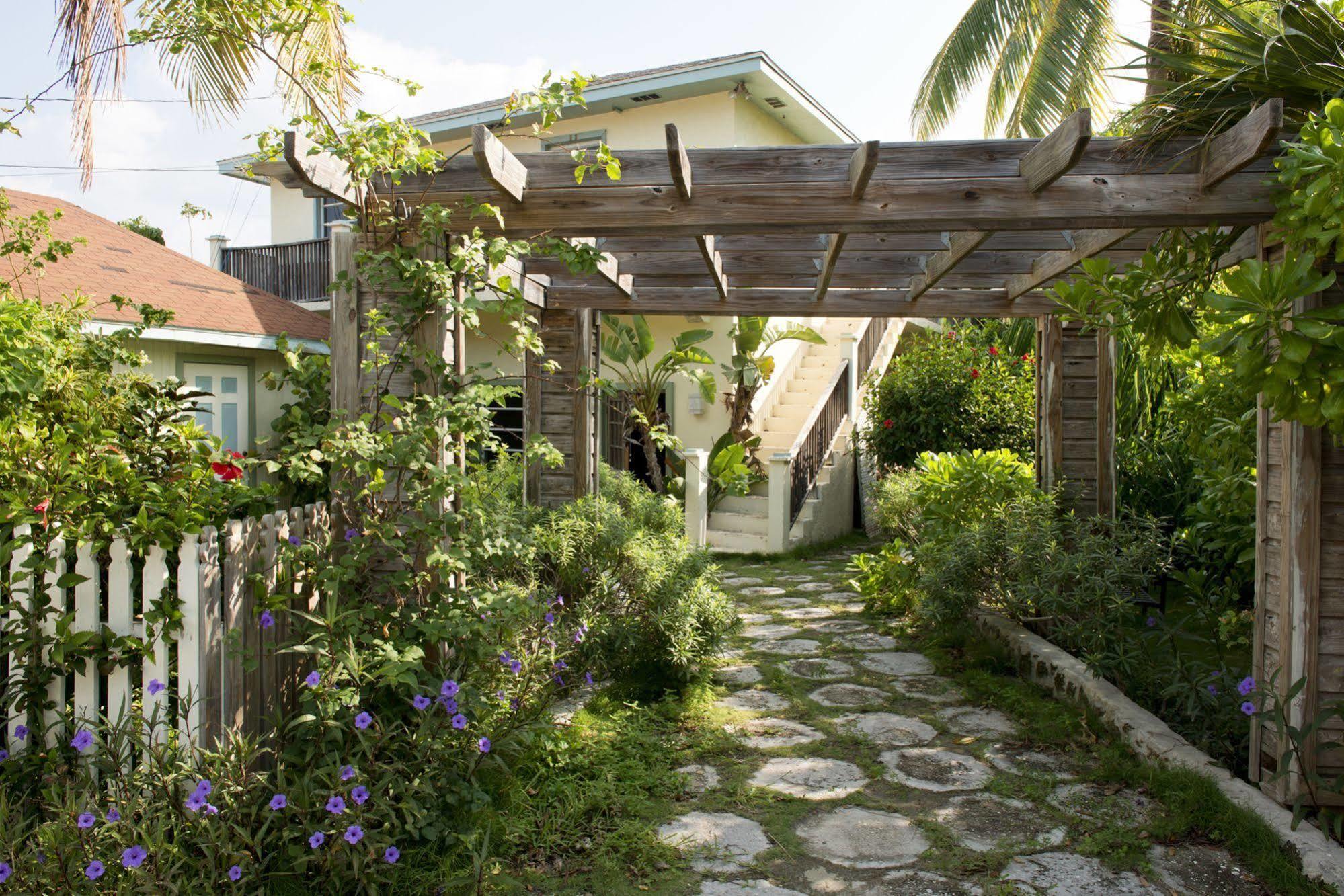 The Sugar Apple Lodging Dunmore Town 외부 사진