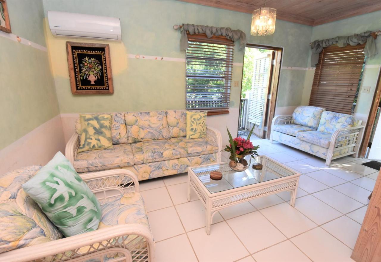 The Sugar Apple Lodging Dunmore Town 외부 사진