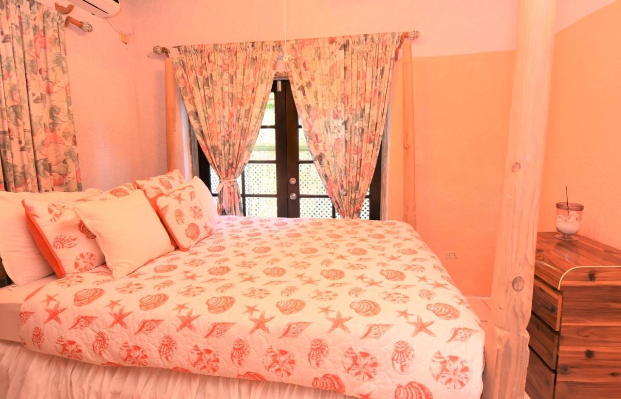 The Sugar Apple Lodging Dunmore Town 외부 사진