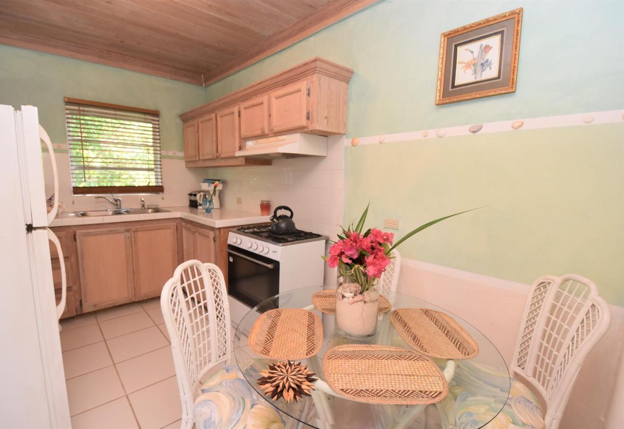 The Sugar Apple Lodging Dunmore Town 외부 사진