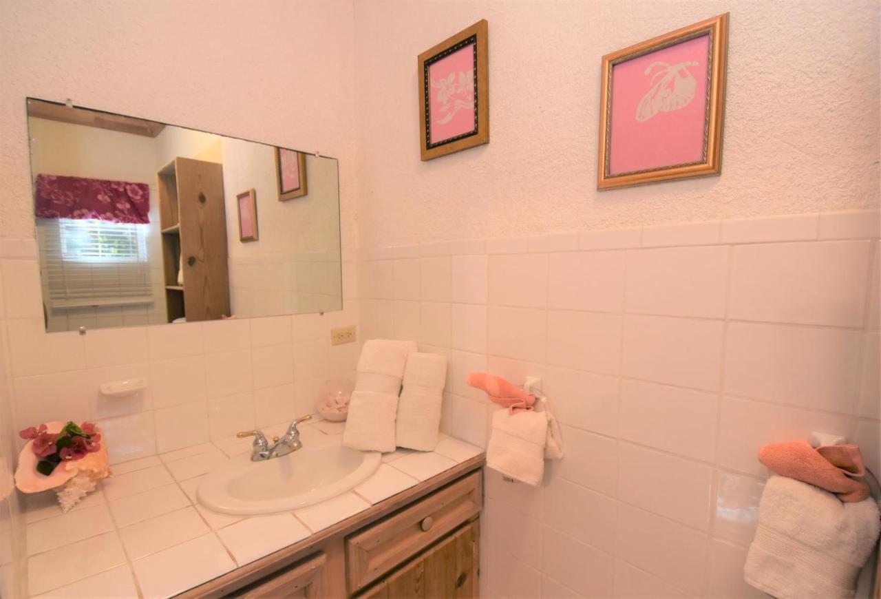 The Sugar Apple Lodging Dunmore Town 외부 사진